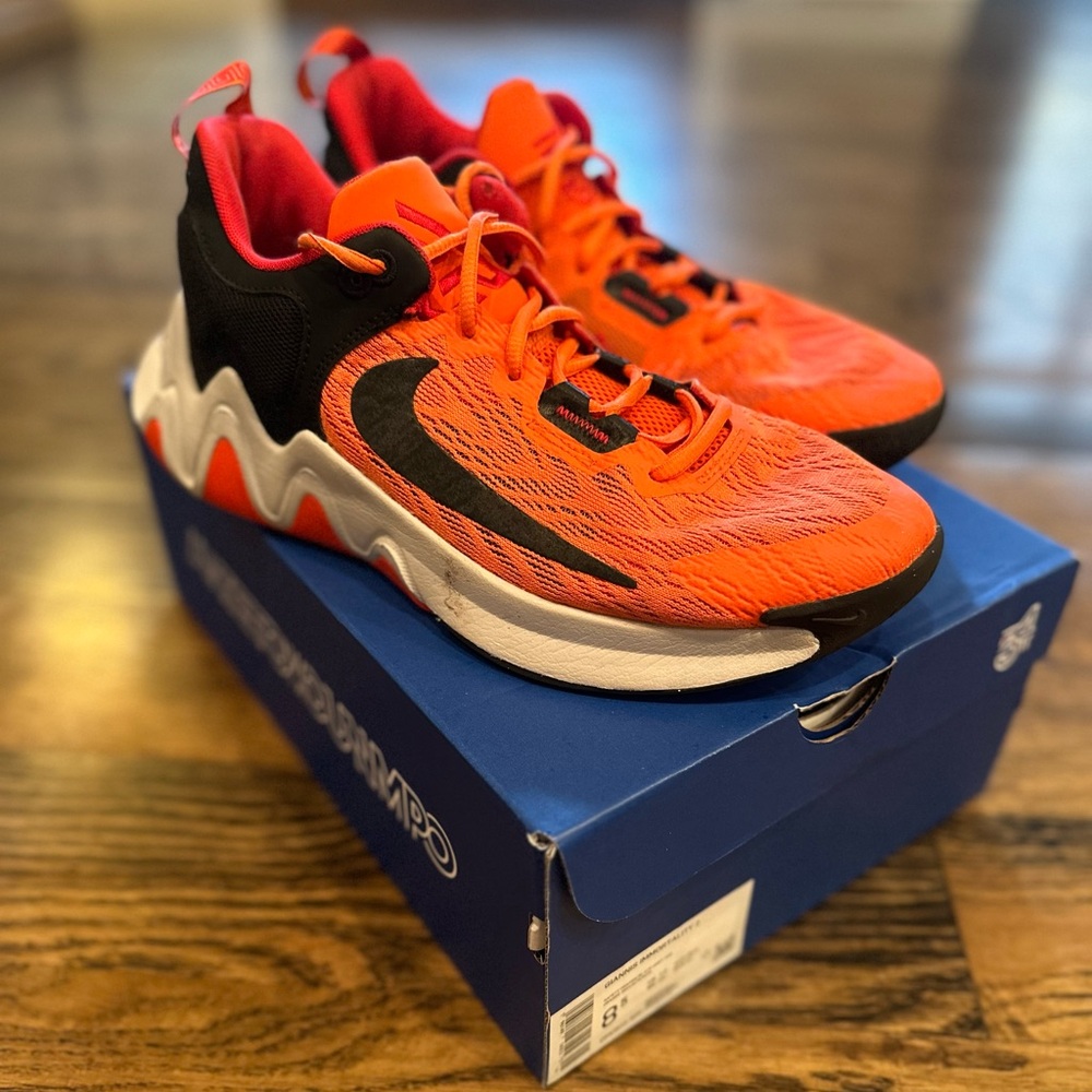 Nike Giannis Immortality 2 Safety Orange Basketball/Volleyball Shoes M 8.5 W 10